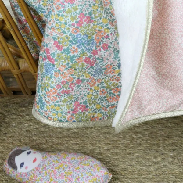 Barnabe aime le café Baby Blanket Carlotta