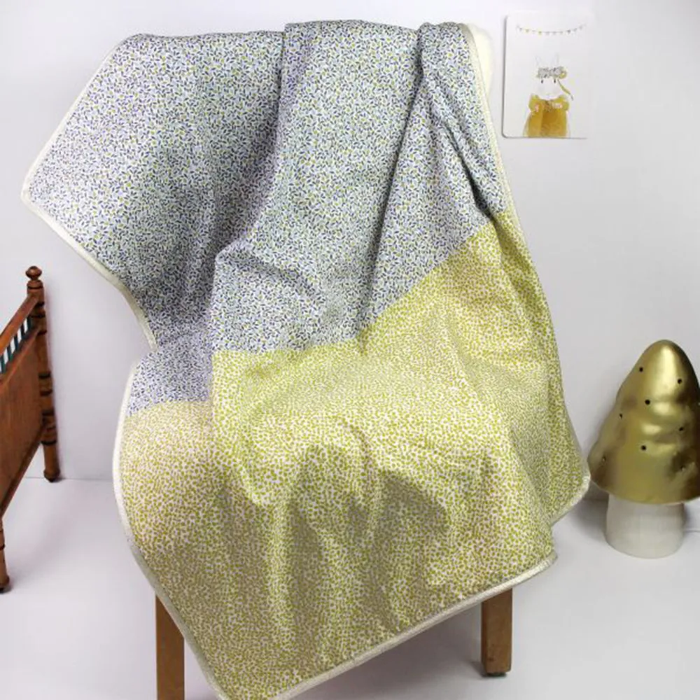 Barnabe aime le café Baby Blanket Cesar